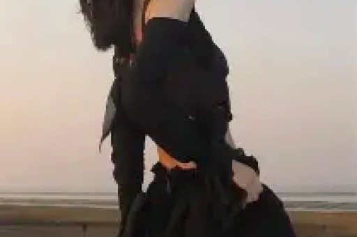 鞠婧祎陷偷漏税风波！丝芭实名举报引爆娱乐圈