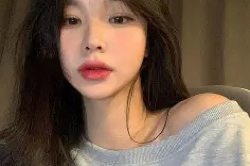 艺人欠款76万成老赖！演出时被法院堵门口强制执行立马嘴软求饶：不要拘留我